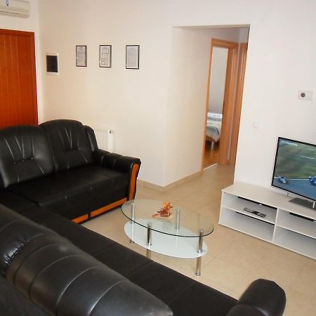 Vile Park Apartment Pula Extérieur photo